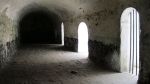 1024px-Ghana_Elmina_Castle_Slave_Holding_Cell_(2)